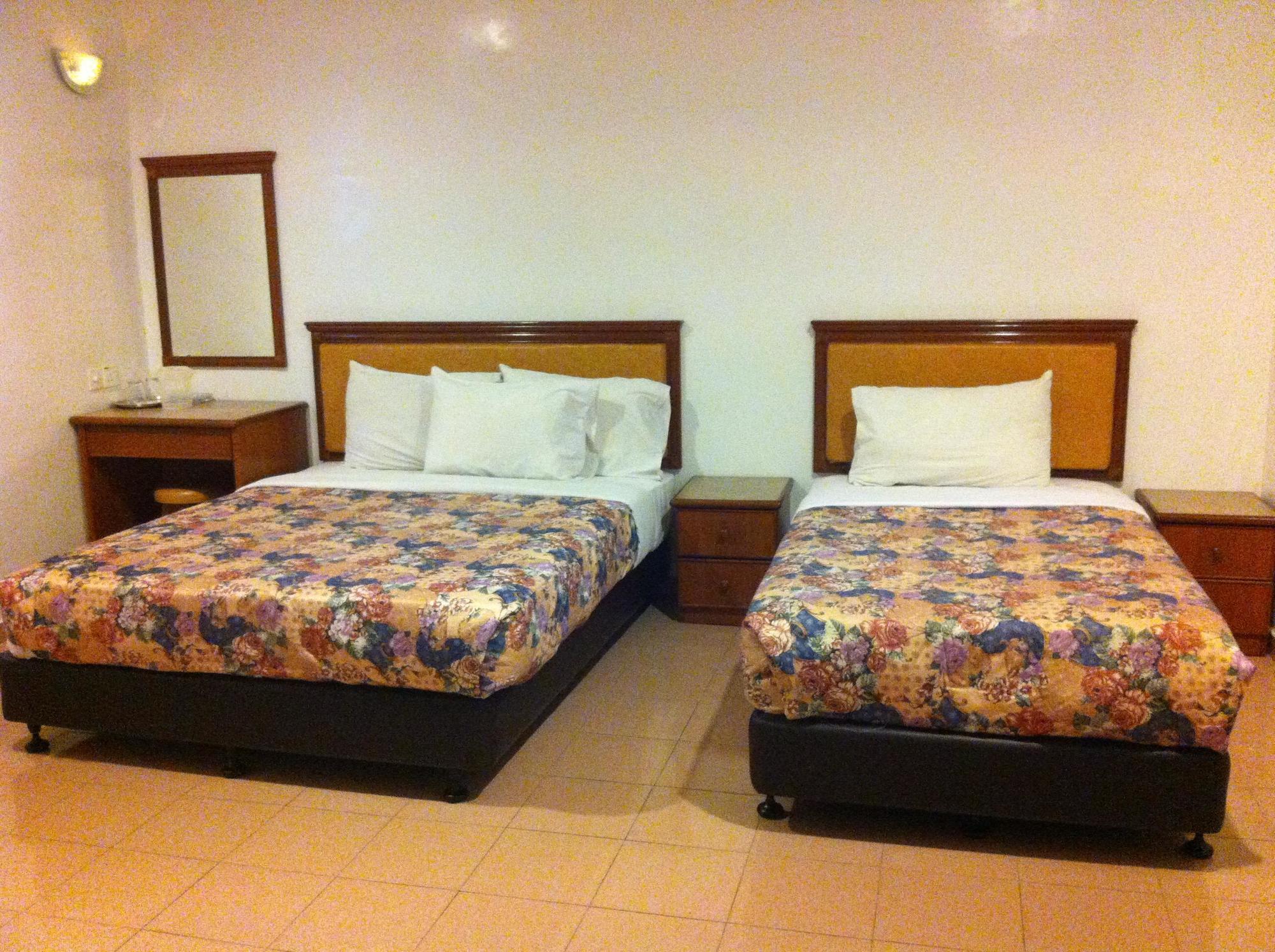 Hotel Home 88 Teluk Intan Zewnętrze zdjęcie